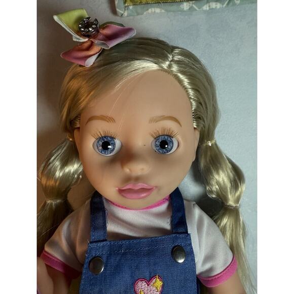 Call Me Chloe Interactive 18 Inch Talking Doll With Phone 30+ Phrases Works! - Picture 2 of 12